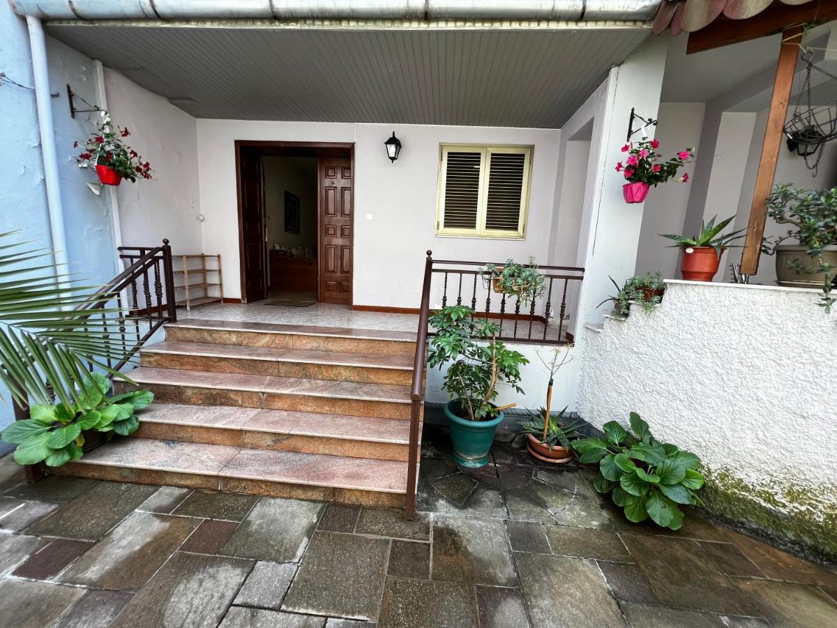 Grand Veranda Apartment Tirana Esterno foto