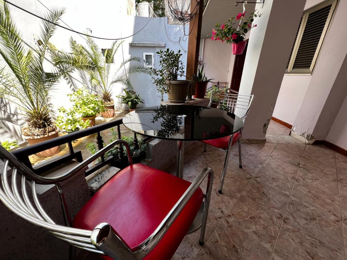 Grand Veranda Apartment Tirana Esterno foto