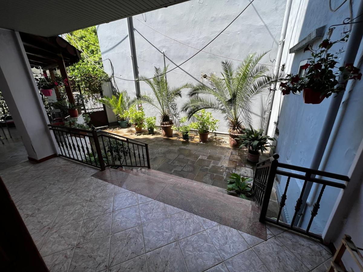 Grand Veranda Apartment Tirana Esterno foto