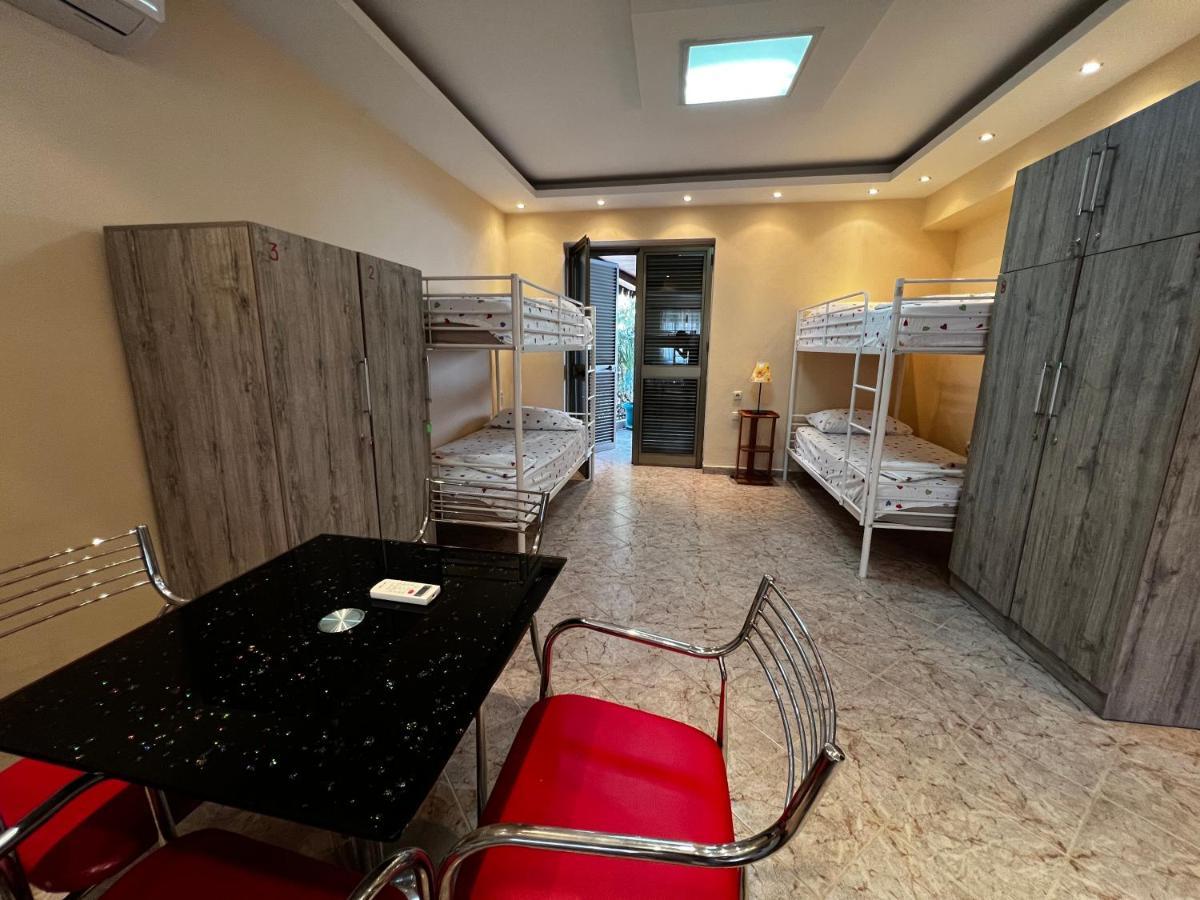 Grand Veranda Apartment Tirana Esterno foto